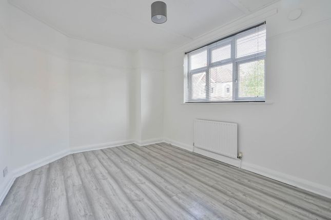 Norbiton Avenue, Kingston photo 4