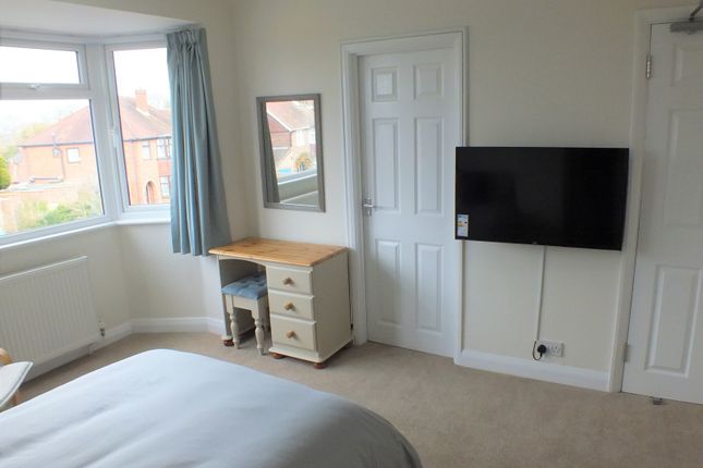 Room to rent in Delamere Road, Earley, Reading