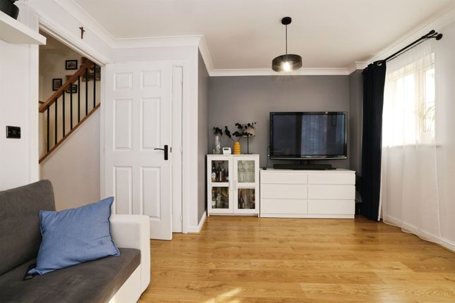 Pointers Way, Salisbury photo 3