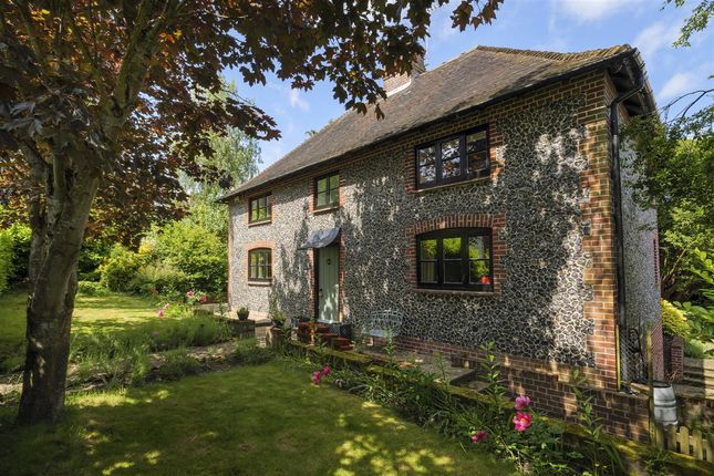 Thumbnail Detached house for sale in Abbots Cottage, Cullings Hill, Elham