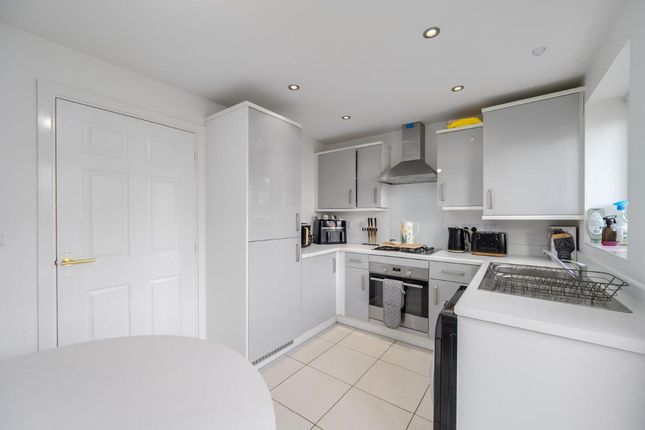 8 Elm Place, Stratford-upon-Avon photo 5