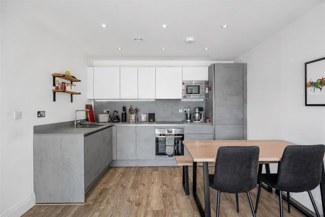 Apartment 9, Exclusive House, Oldfield Road, Maidenhead photo 4