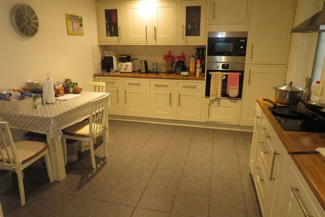 54, Spiders Island, Salisbury photo 3