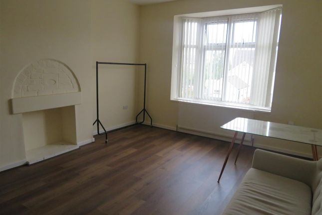 Flat 3, 476 Dudley Road, Cape Hill photo 4