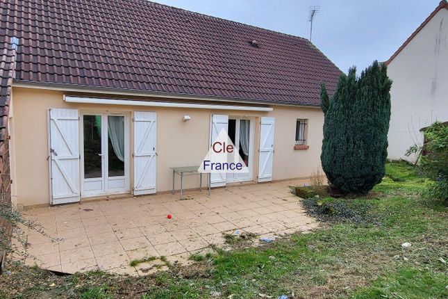 Detached house for sale in Vendome, Centre, 41100, France