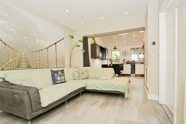 7, Leaders Way, Newmarket photo 3