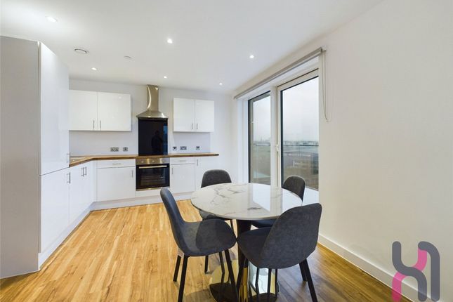 611C Manchester Waters, 5 Pomona Strand, Manchester photo 4