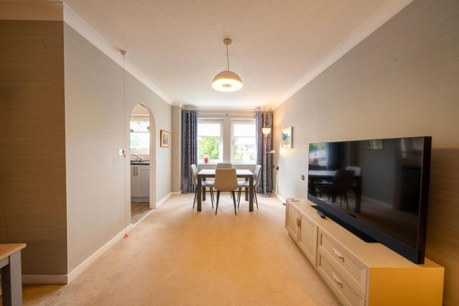 Flat 47, Muirfield Court, Glasgow photo 3