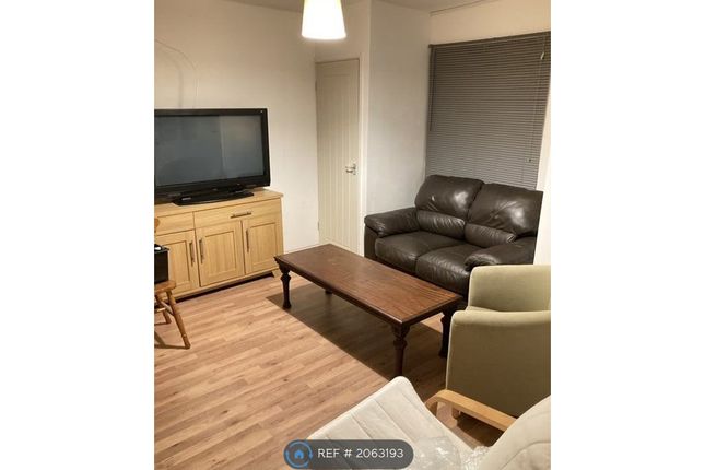 Room to rent in Wood Road, Pontypridd
