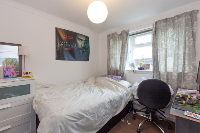 Shared accommodation to rent in Coolidge Close, Headington, Oxford