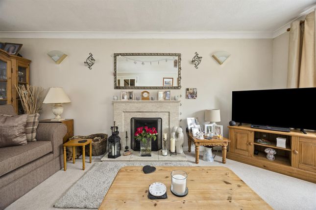 14, Downland Copse, Uckfield photo 4