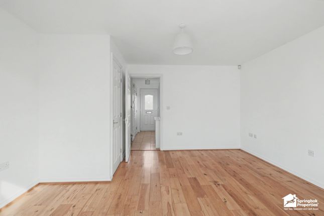 Woodfield Close, Hereford photo 4