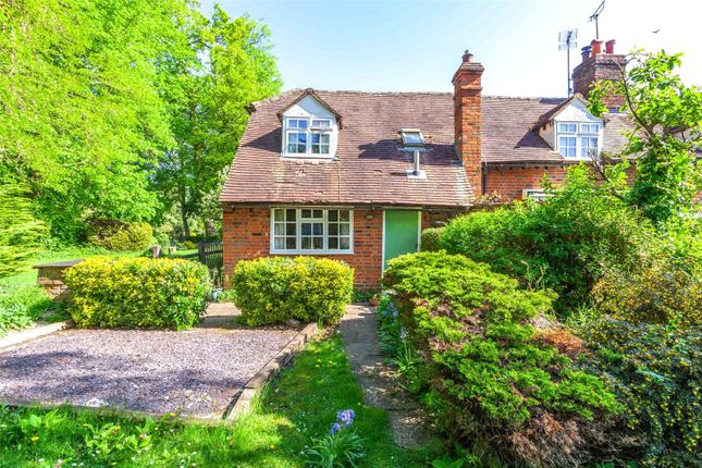 22, Bisham Village, Bisham photo 3