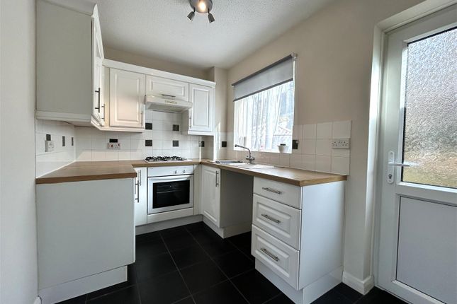 14, Pavely Close, Chippenham photo 2