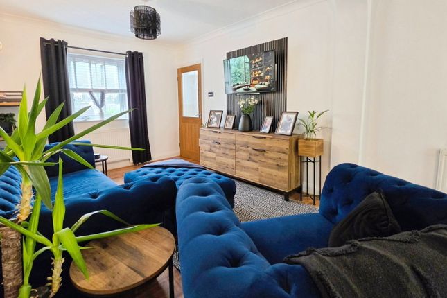 Aber Court,3, Glyn Street, Bridgend photo 4
