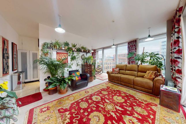 Thumbnail Flat for sale in Timber Wharf, 32 Worsley Street, Castlefield