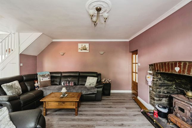 22, Ynysmeudwy Road, Swansea photo 4
