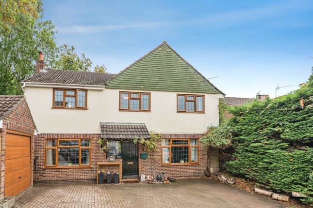 42, New Road, Sandhurst photo 2