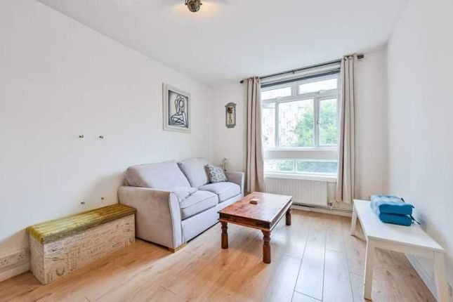 1 Bedroom Flat For Sale, Diss Street, London photo 5