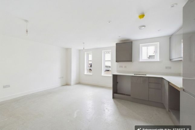 48 Brooks Avenue, Holsworthy photo 2