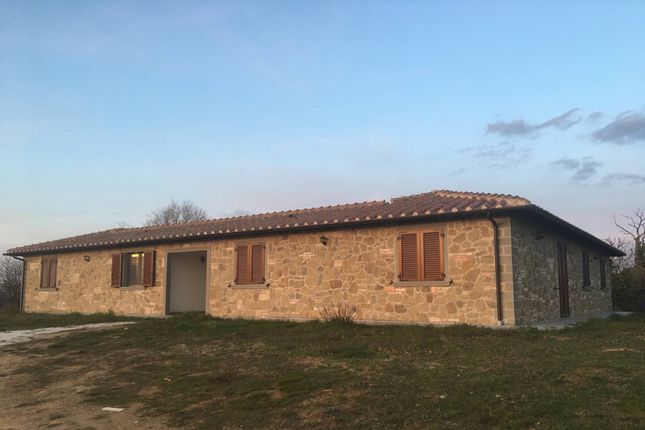 Villa for sale in Passignano Sul Trasimeno, Passignano Sul Trasimeno, Umbria
