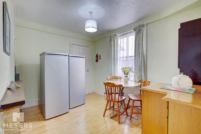137, Palmerston Road, Bournemouth photo 3