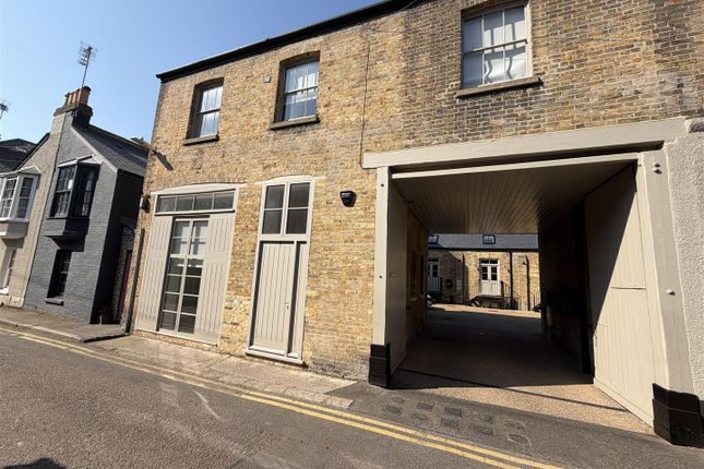 3-bed house on 5, Buckingham Road, Broadstairs, £1,850/mo