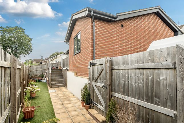 1a, Clumber Drive, Frome photo 4