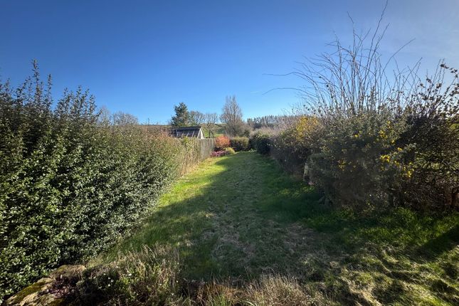 High Warren, 3, Brackenthwaite Lane, Harrogate photo 2