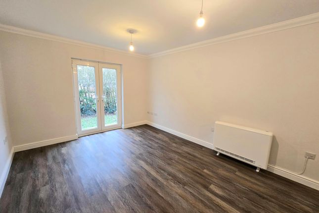 17 Caer Castell House Coychurch Road, Bridgend photo 3