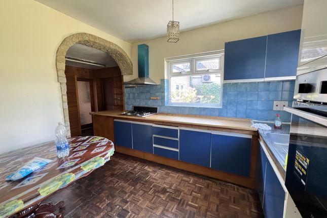 Selwyn Crescent, Welling photo 3