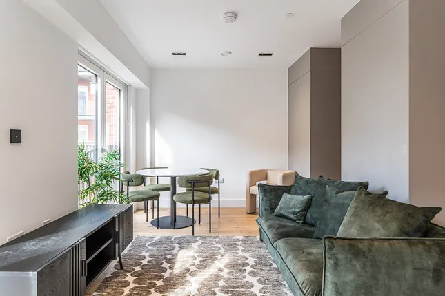 Hamptons - London New Homes