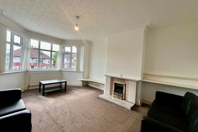 32a, St Annes Road, LEEDS photo 4