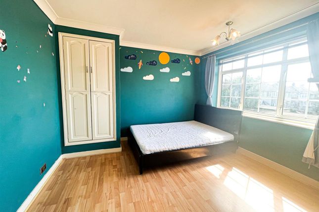 58 Alpha Road, London photo 4