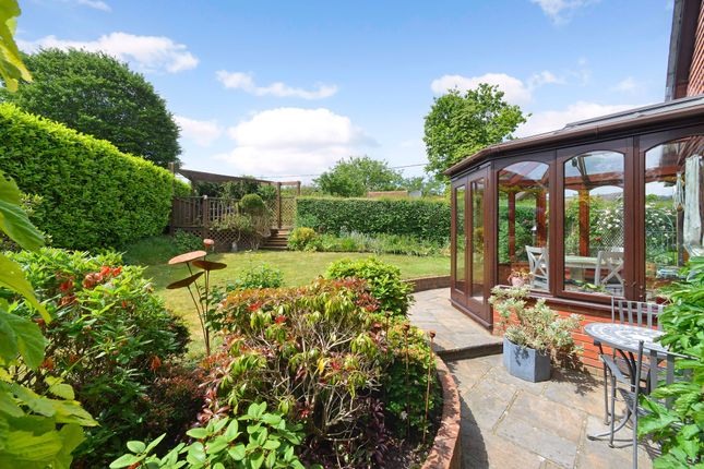 Charnwood Farthingham Lane, Cranleigh photo 2
