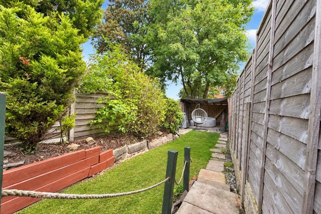 140 Pensby Road, Wirral photo 4