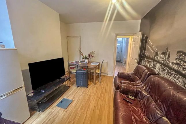 26, Broxtowe Street, Nottingham photo 4
