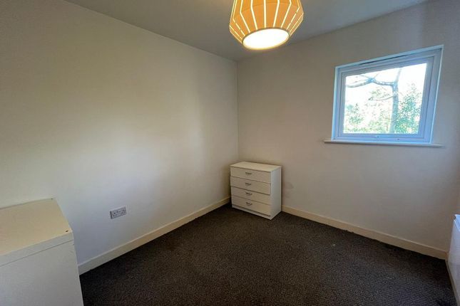 30, 196 Altrincham Road, Manchester photo 3