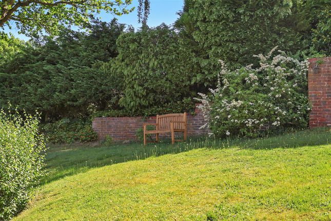 5, Priory Court, Dorking photo 4