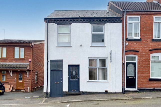 Flat to rent in Griffin Street, Dudley