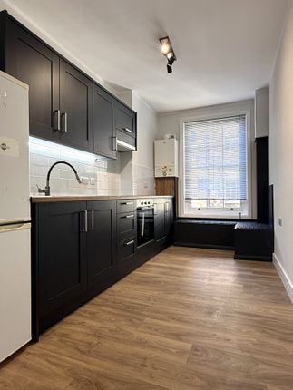 Fanshaw Street, London photo 2