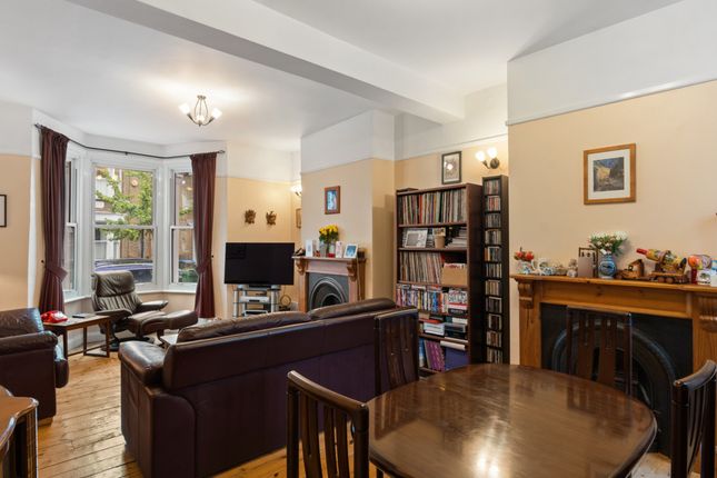 Pendlestone Road, London photo 3