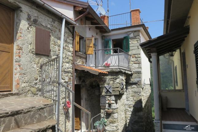 Town house for sale in Massa-Carrara, Casola In Lunigiana, Italy