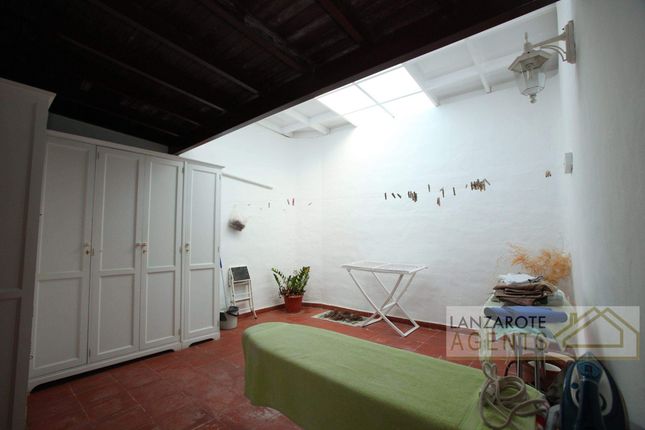 Villa for sale in Mácher, Canary Islands, Spain