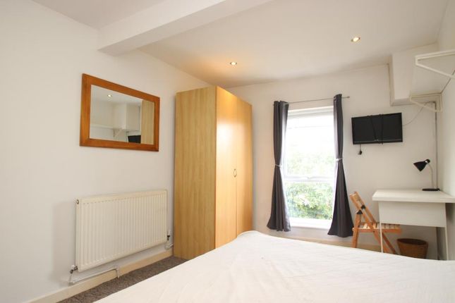 Room to rent in South Street, Bedminster, Bristol