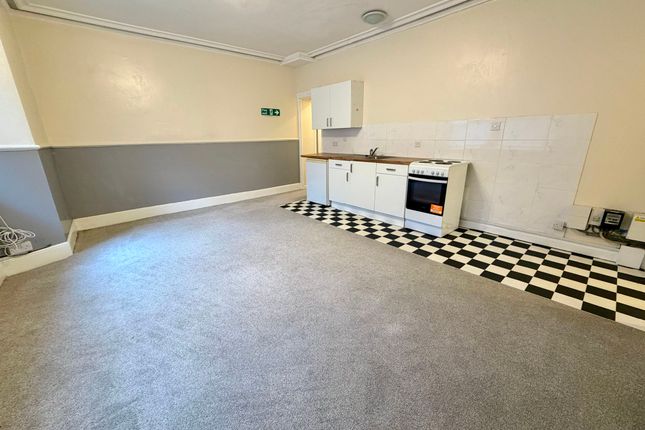 Flat 2, Little Princes, Torquay photo 4