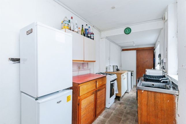 105, Wordsworth Road, Leicester photo 3