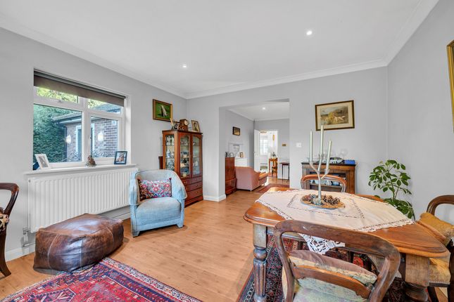 Flat Unit 80, Court Hill, Court Hill, London photo 4