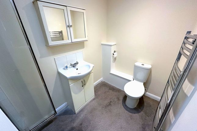 60b, Salisbury Road, London photo 2