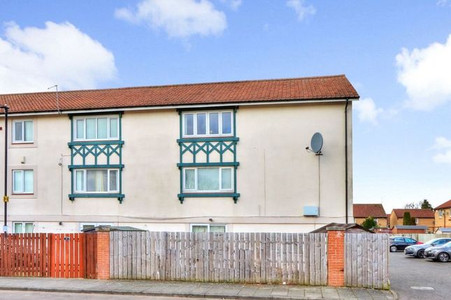 2-bed flat on 15. Ambergate Close, Newcastle upon Tyne, £25,000
